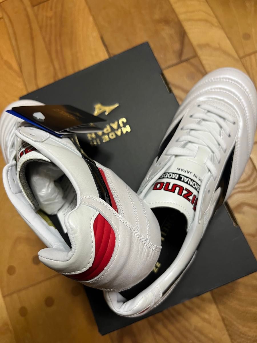 新品 サイズ限定 大特価 ミズノ モレリア 2 JAPAN ノーマルステッチ