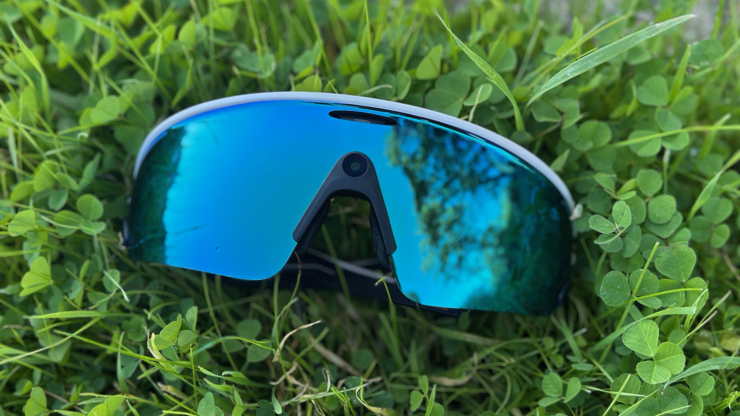 Oakley Meta Vanguard smart glasses review: Ray-Ban Meta on