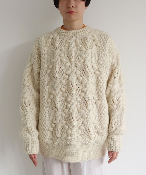 yuni（ユニ ）の「ネパールハンドニット オーバーサイズプルオーバー